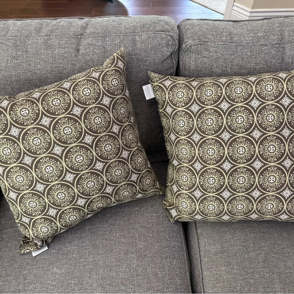 Restoration Hardware Olive Green Brown Set Of 2 Throw Pillows NICE Made In USA